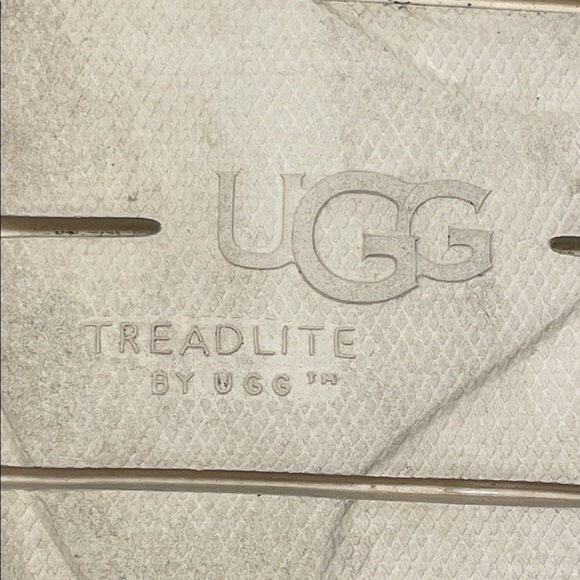 UGG Canoe Youth 6 (Women’s Size 7.5-8) 38 EU US Chestnut Suede Lightweight Boots - Picture 15 of 15